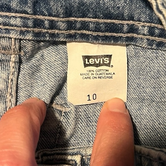 Vintage Levi's 100% Cotton Denim Shorts with Red Tab Girls Size 10 - Picture 6 of 6